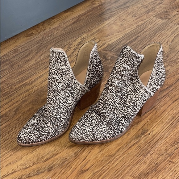 Short Western Boots - Picture 2 of 2